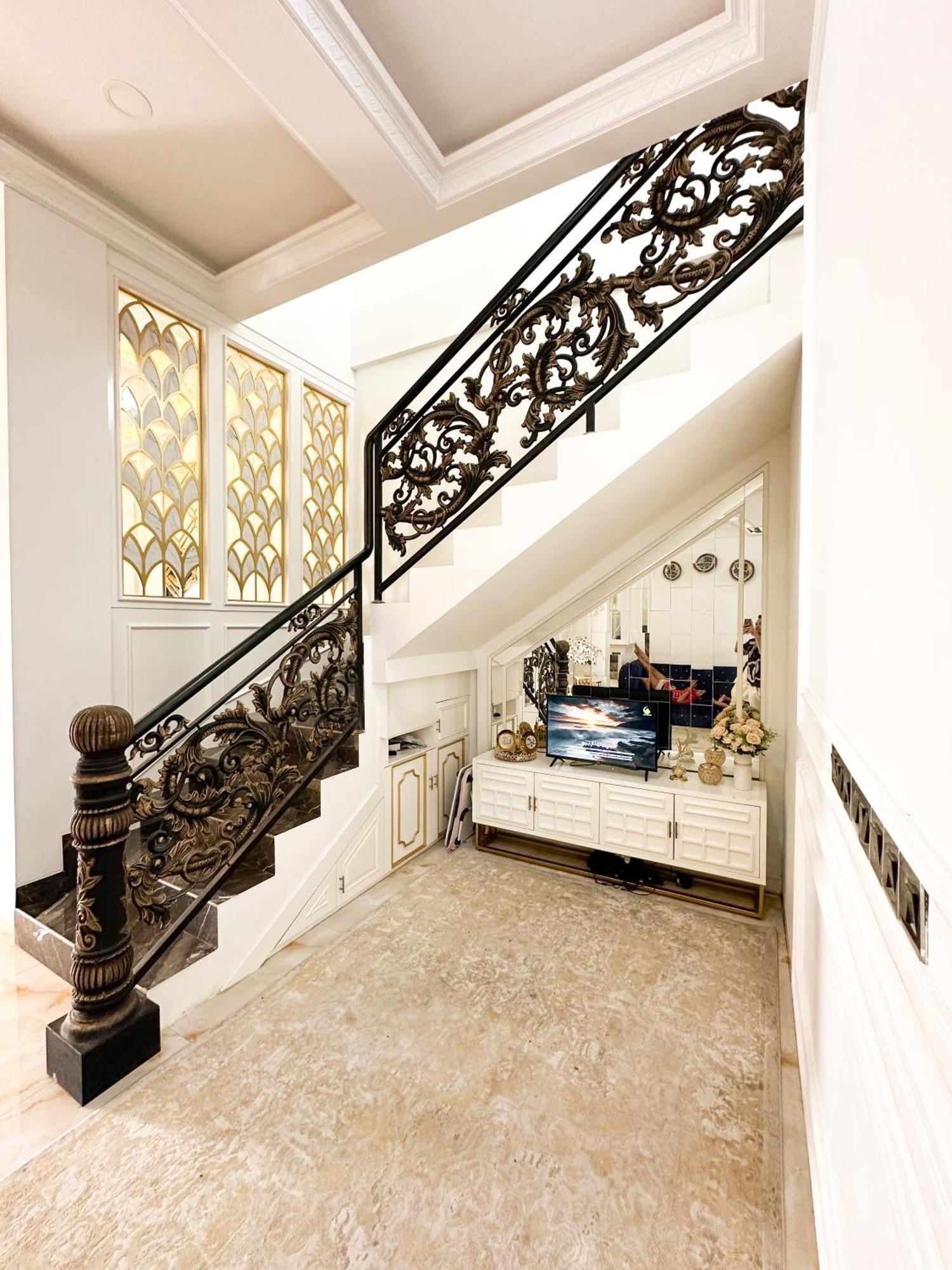 Villa Rumah Putih Jogja Γιογκιακάρτα Εξωτερικό φωτογραφία